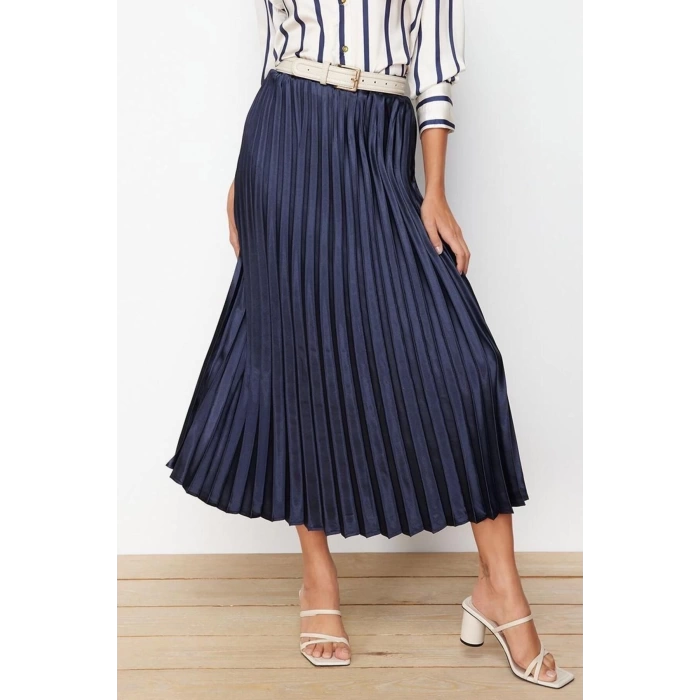 Fashion Regular Plain Pattern Chic Night Midi Length Pleated Satin Fabric Maxi Length Woven Skirt