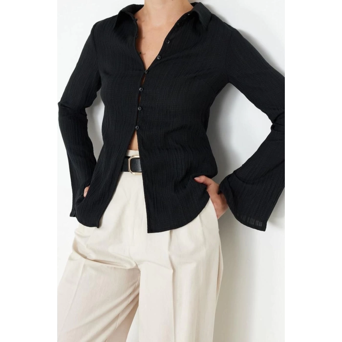 Fashion Women Shirt Collar Plain Pattern Casual Textured Fitted Waist Woven Shirt