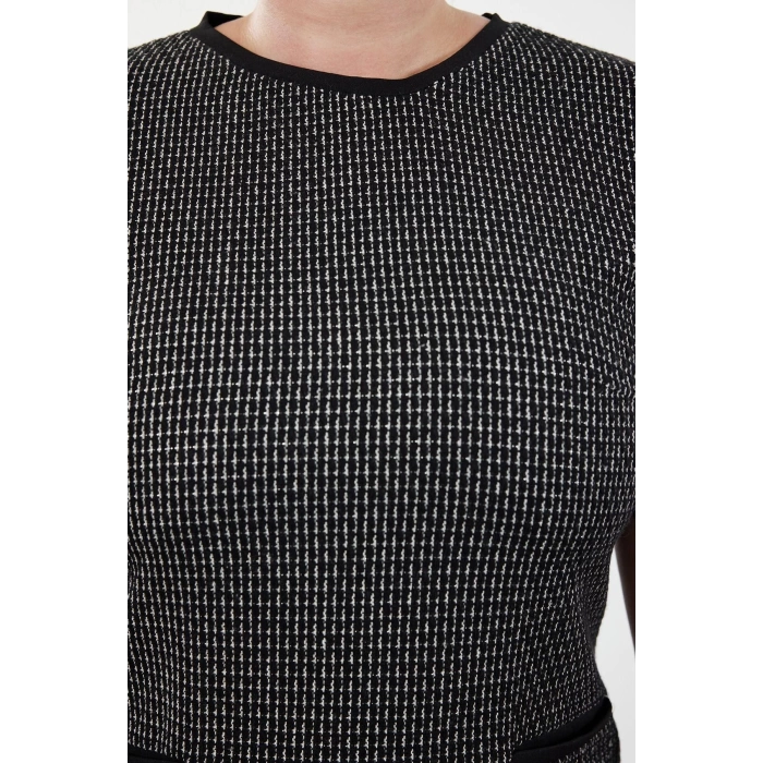 Fashion Style Relaxed Crew Neck Midi Length Plus Size Tweed Plaid Zippered Chic Woven Dress
