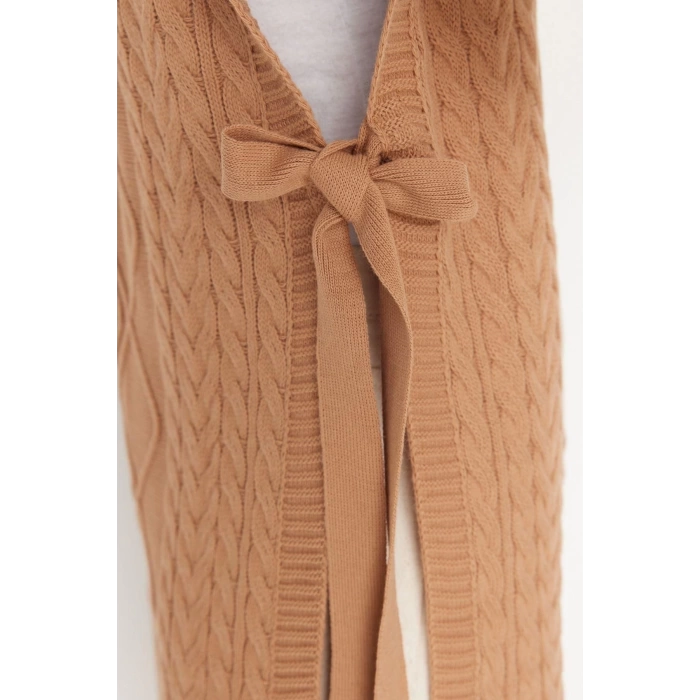 Style Modern Women Midi Low Sleeve Crew Neck Hijab Tied Waist Knitted Sweater