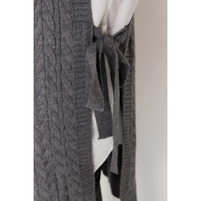 Style Modern Women Midi Low Sleeve Crew Neck Hijab Tied Waist Knitted Sweater