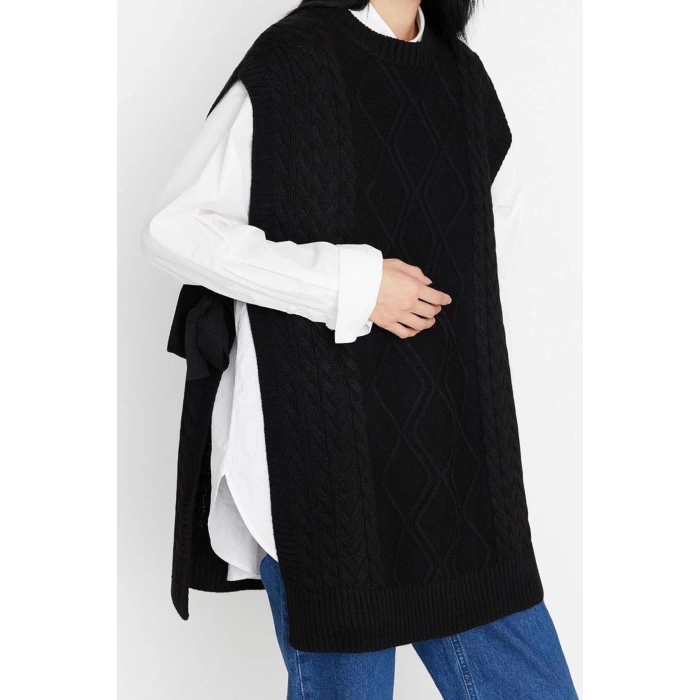 Style Modern Women Midi Low Sleeve Crew Neck Hijab Tied Waist Knitted Sweater