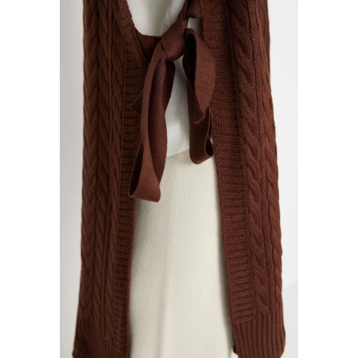 Style Modern Women Midi Low Sleeve Crew Neck Hijab Tied Waist Knitted Sweater