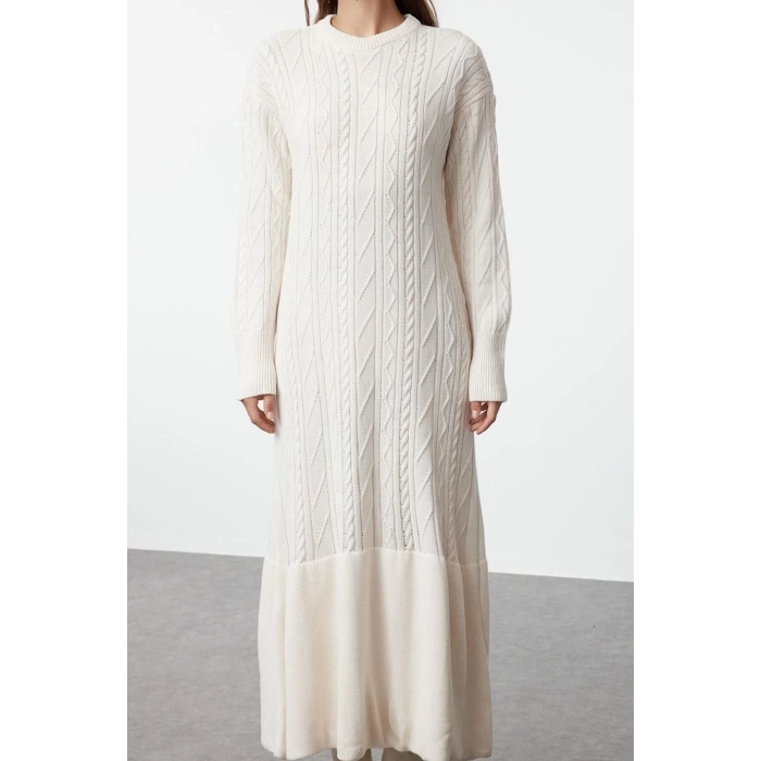 Fashion Style Relaxed Crew Neck Maxi Length Hijab Hair Knitted Patterned Skirt Flounce Knitwear Dress