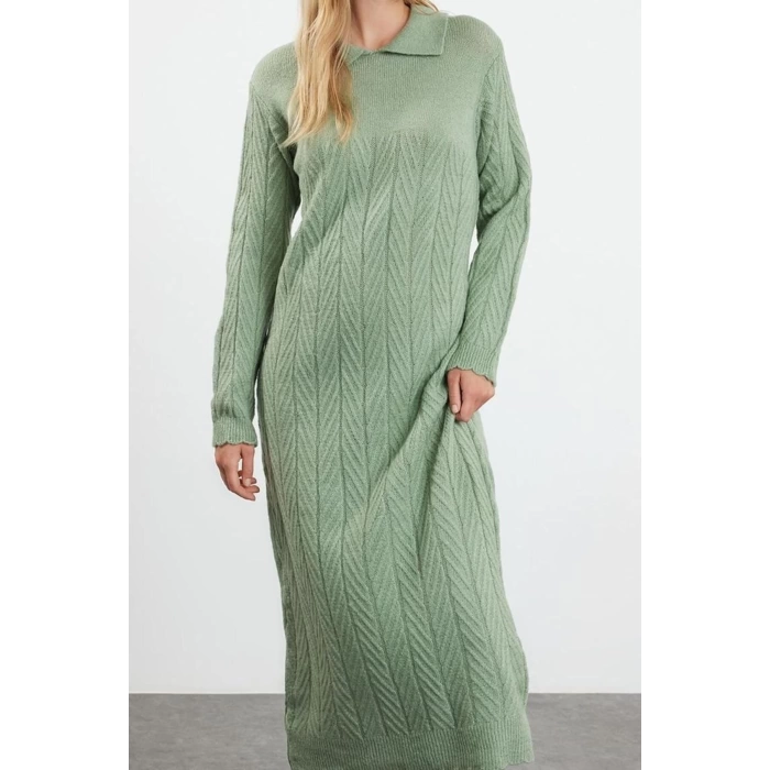 Fashion Style Regular Polo Collar Maxi Length Hijab Fishbone Patterned Knit Dress