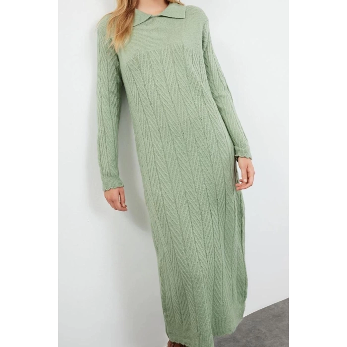 Fashion Style Regular Polo Collar Maxi Length Hijab Fishbone Patterned Knit Dress