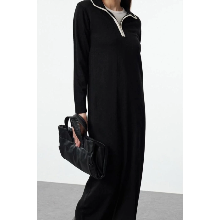 Fashion Style Fitted Polo Collar Maxi Length Hijab Ecru Piping Zippered Knitwear Dress