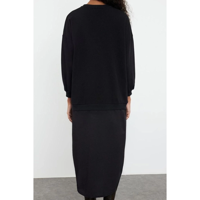 Fashion Style Regular Crew Neck Maxi Length Hijab Woven Shirt Detailed Knitted Dress