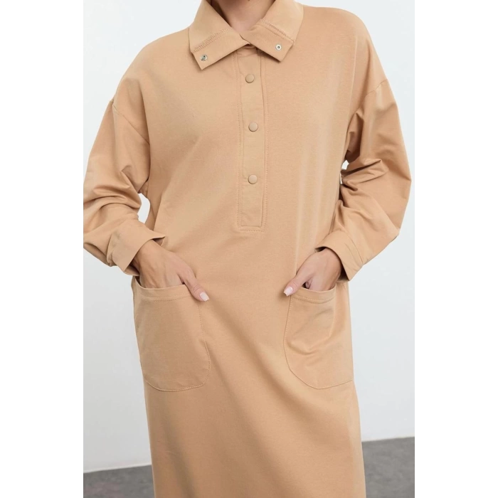 Fashion Style Oversize Stand Collar Long Hijab Front Snap Pocket Detailed Knitted Dress