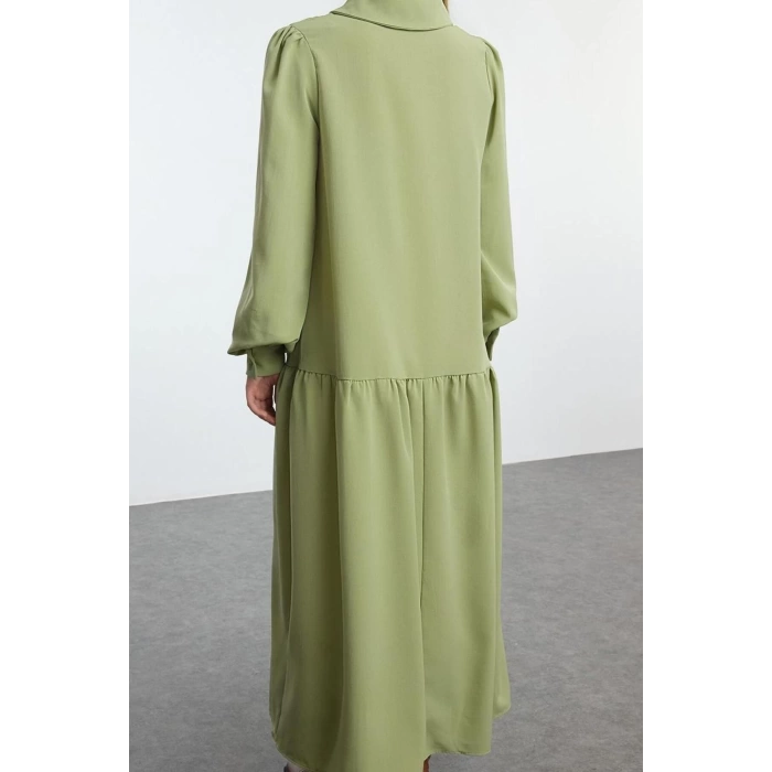 Fashion Style Relaxed Shirt Collar Maxi Length Hijab Skirt Ruffle Coated Button Detailed Woven Dress