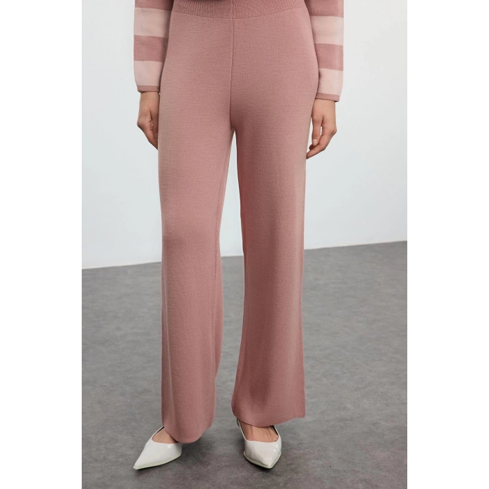 Style Women Modern Fashion Normal Waist Straight Leg V Neck Striped Knitwear Cardigan Trousers Top-Bottom Set