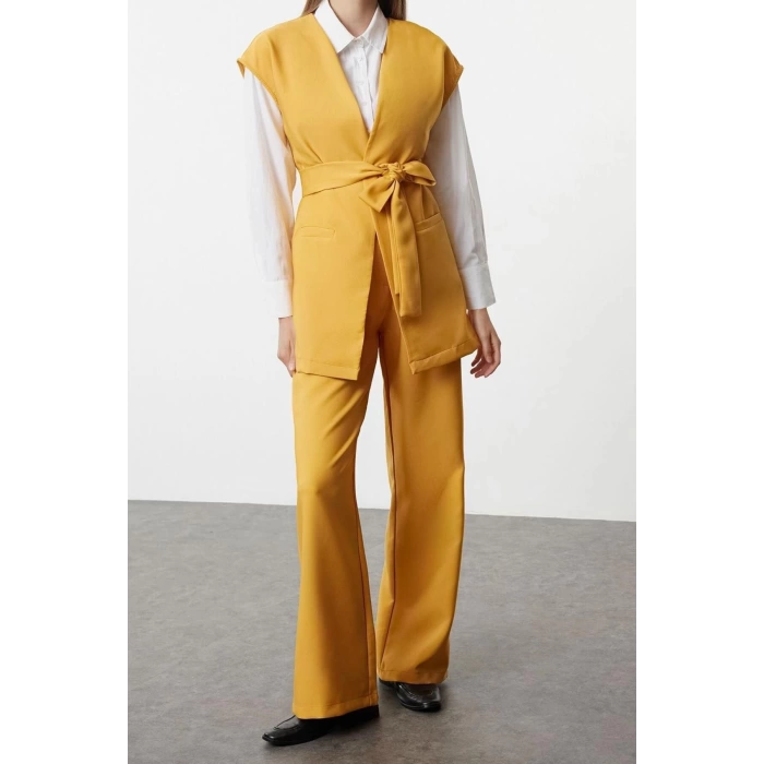 Style Women Modern Fashion Normal Waist Straight Leg V Neck Crepe Woven Bottom-Top Set