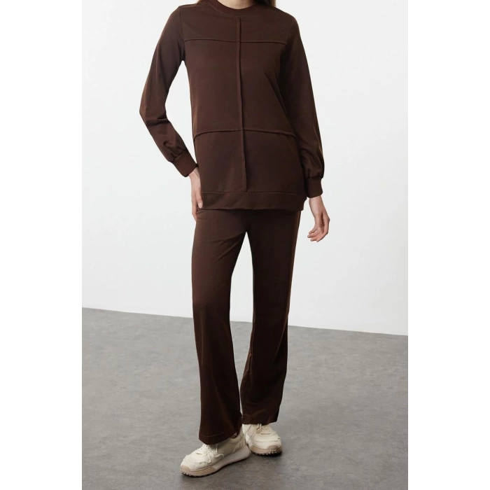 Style Women Modern Fashion Normal Waist Straight Leg V Neck Ribbed Oversize Knitted Top-Bottom Set