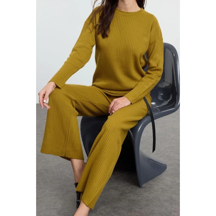 Style Women Modern Fashion Normal Waist Straight Leg V Neck Ribbed Knit Oversize Knitwear Bottom-Top Set