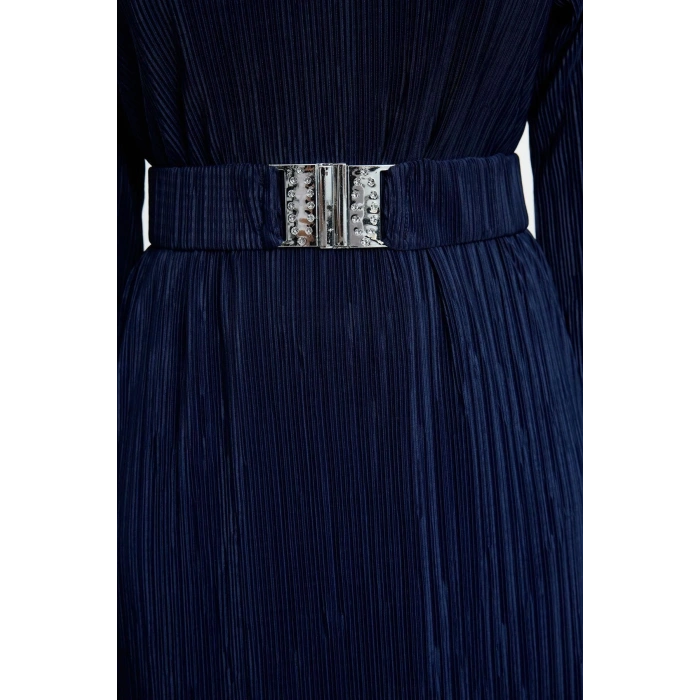 Fashion Style Regular Crew Neck Maxi Length Hijab Pleated Belt Detailed Knitted Dress