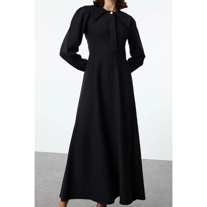 Fashion Style Regular Baby Collar Maxi Length Hijab Button Detailed Woven Dress