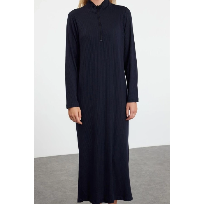 Fashion Style Regular Polo Collar Maxi Length Hijab Collar Zippered Ribbed Knitted Dress