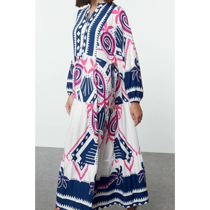 Fashion Style Relaxed Judge Collar Long Hijab Viscose Woven Patterned Dress