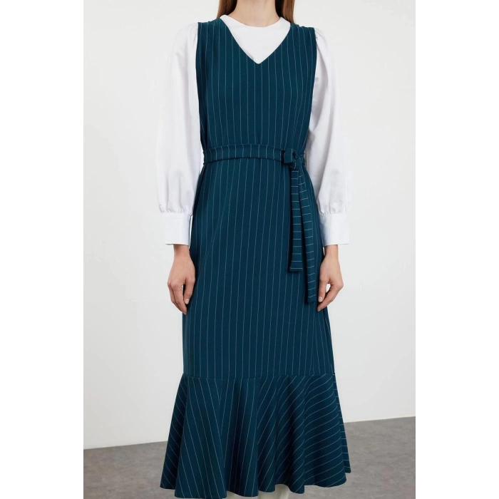 Fashion Style Relaxed V Neck Long Hijab Striped Woven Vest Dress