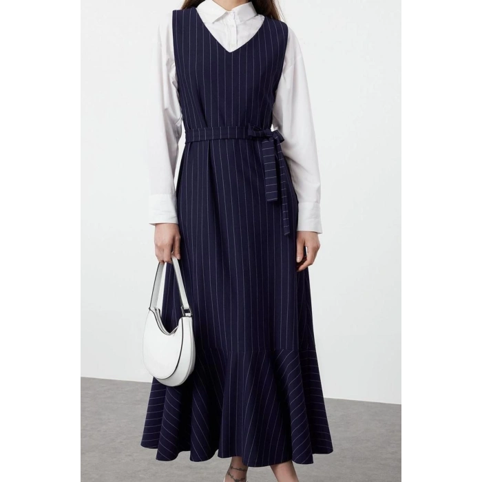 Fashion Style Relaxed V Neck Long Hijab Striped Woven Vest Dress