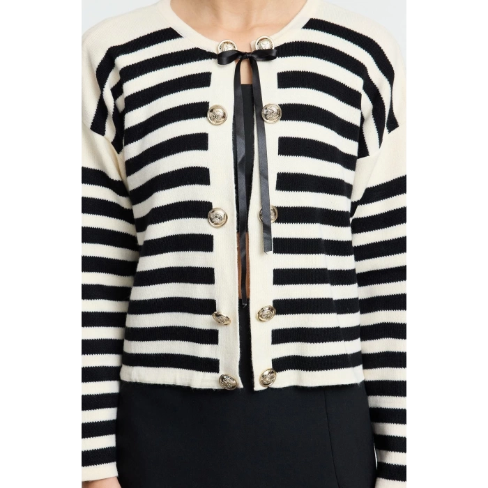 Style Modern Women Regular Low Sleeve Crew Neck Color Block Ribbon Detailed Knitwear Cardigan