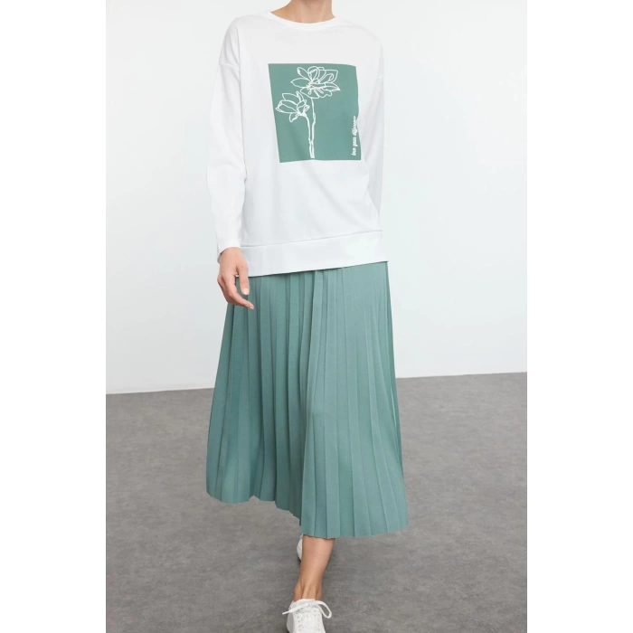 Style Women Modern Fashion Normal Waist Straight Leg Crew Neck Blouse Skirt Pleated Knitted Bottom Top Set