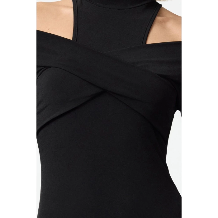 Fashion Style Fitted Stand Collar Mini Length Collar Detailed Knitted Short Elegant Evening Dress