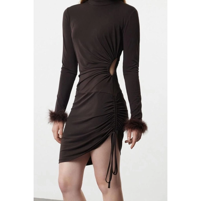Fashion Style Fitted Stand Collar Mini Length Knitted Feather Detailed Short Dress