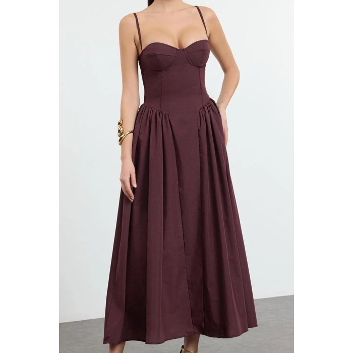 Fashion Style Fitted Sweetheart Neckline Midi Length A-Line Poplin Woven Dress