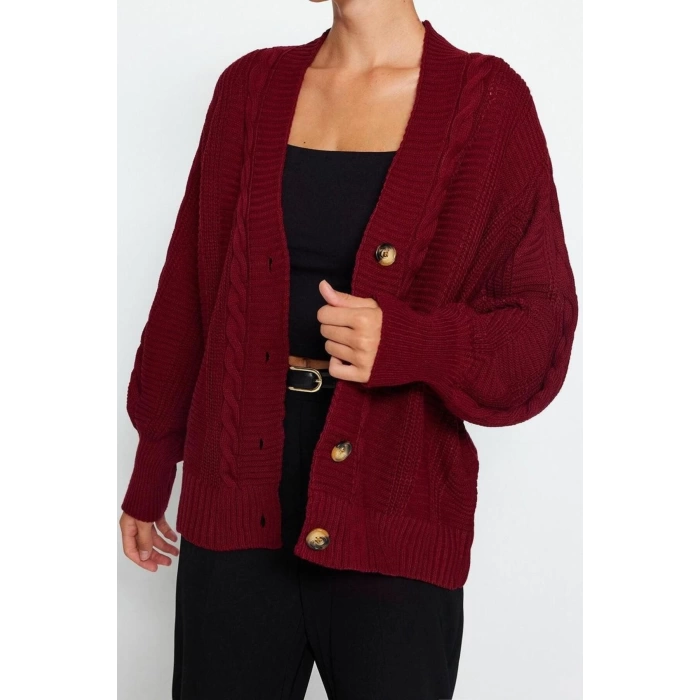 Womens Modern Style Oversize V Neck Regular Knitted Cardigan