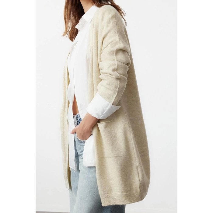 Womens Modern Style Regular V Neck Regular Knitwear Cardigan