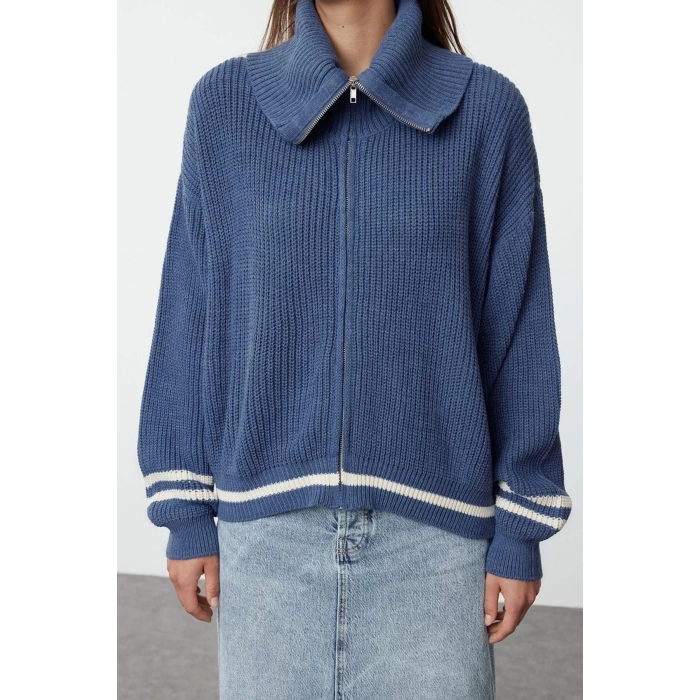 Womens Modern Style Regular Turn-down Collar Regular Knitwear Cardigan