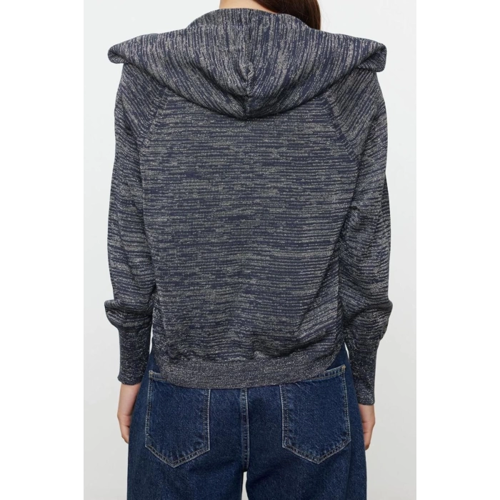 Womens Modern Style Oversize V Neck Regular Knitted Cardigan