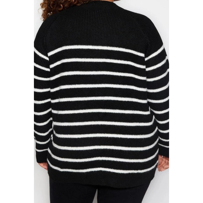 Plus Size Women Modern Style Comfortable Long Crew Neck Striped Sleeve Regular Knit Sweater