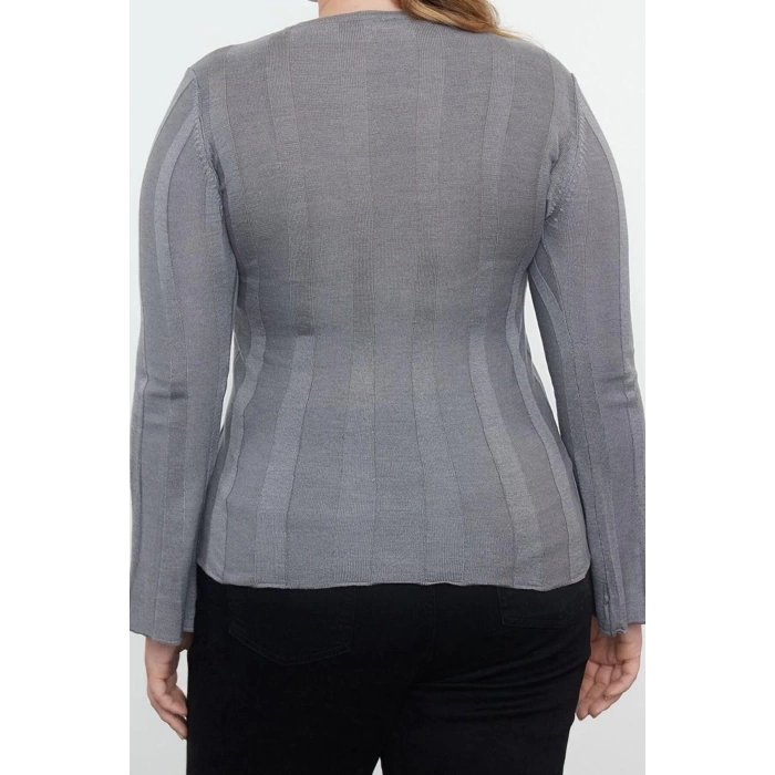 Plus Size Women Modern Style Comfortable Long Crew Neck Plain Sleeve Regular Knitwear Sweater