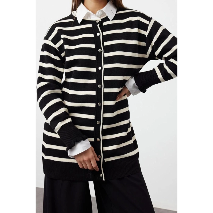 Womens Modern Style Casual Long Crew Neck Striped Sleeve Regular Knitwear Cardigan