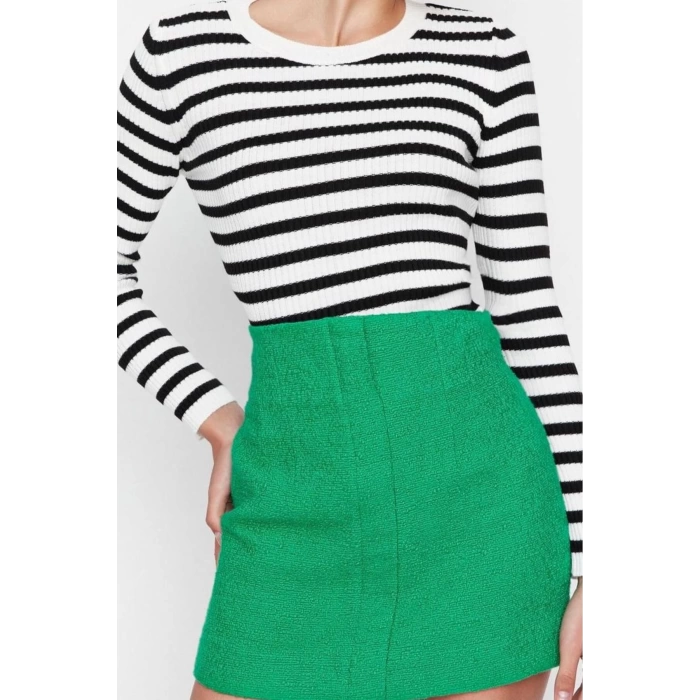 Womens Modern Style Casual Long Crew Neck Striped Sleeve Regular Knitwear Sweater