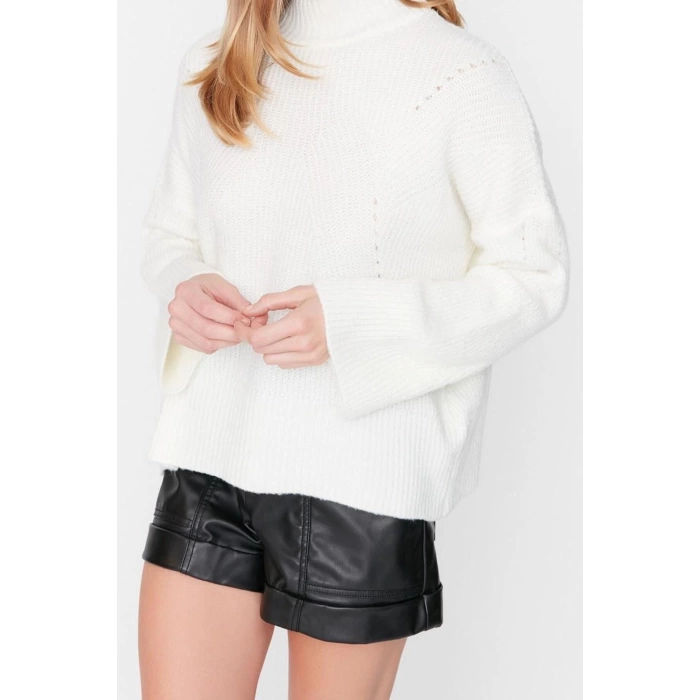Womens Modern Style Comfortable Long Stand Collar Plain Sleeve Regular Knitwear Sweater