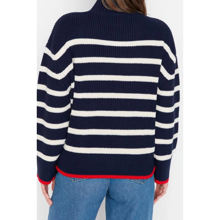 Womens Modern Style Comfortable Long Stand Collar Color Block Sleeve Regular Knitwear Sweater