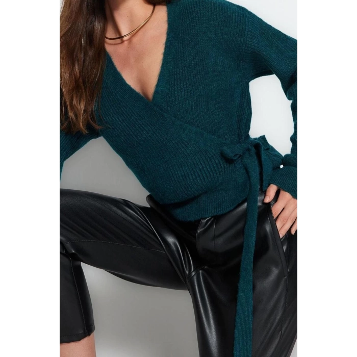 Womens Modern Style Comfortable Long V Neck Plain Sleeve Regular Knitwear Cardigan