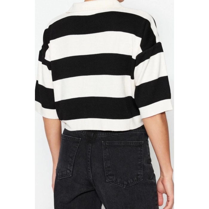 Womens Modern Style Casual Three Quarter Sleeve Polo Neck Striped Sleeve Crop Knitwear Sweater