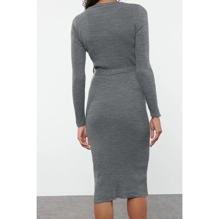 Moda Stil Slim Bisiklet Yaka Midi Boy Antrasi Triko Kemer Detaylı Elbise