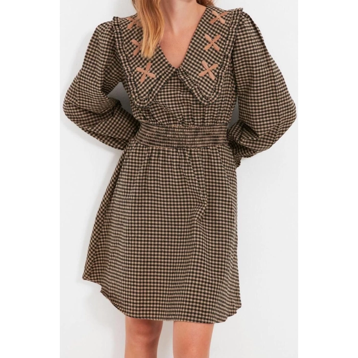 Fashion Style Regular V Neck Mini Length Collar Detailed Woven Dress