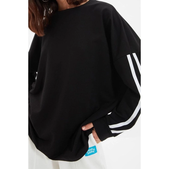 Style Oversize Crew Neck Low Sleeve Long Stripe Detailed Wide Pattern Thin Knitted Sweatshirt