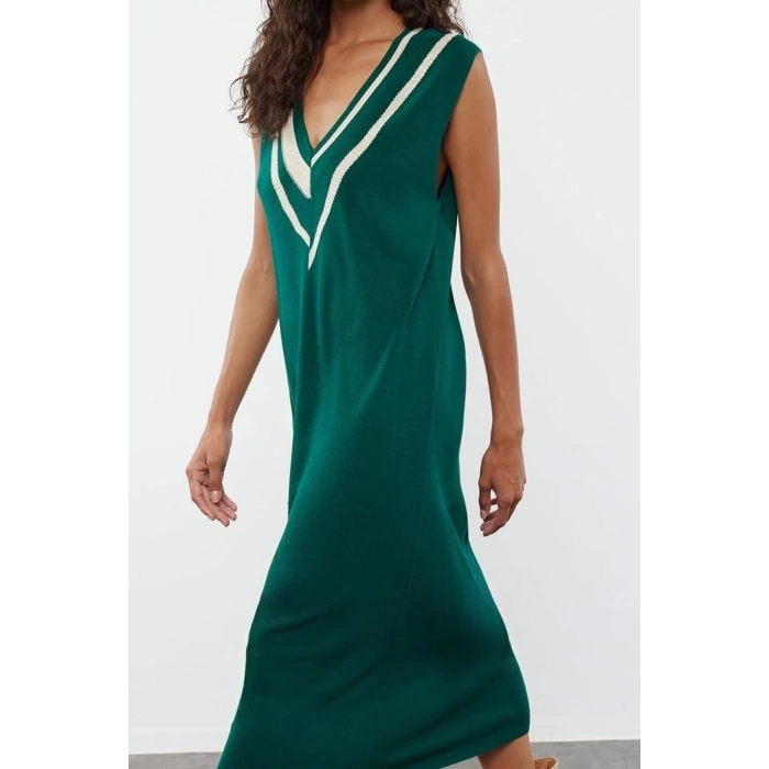 Fashion Style Regular V Neck Midi Length Knitwear Color Block Dress