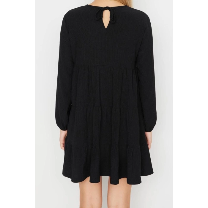 Fashion Style Relaxed Crew Neck Mini Length Flounce Skater Waist Open Crepe Textured Knit Dress
