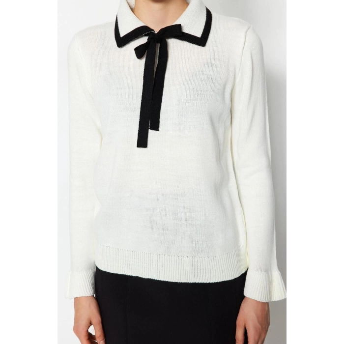Style Modern Women Regular Standard Sleeve Polo Collar Color Block Ribbon Detailed Knitwear Sweater