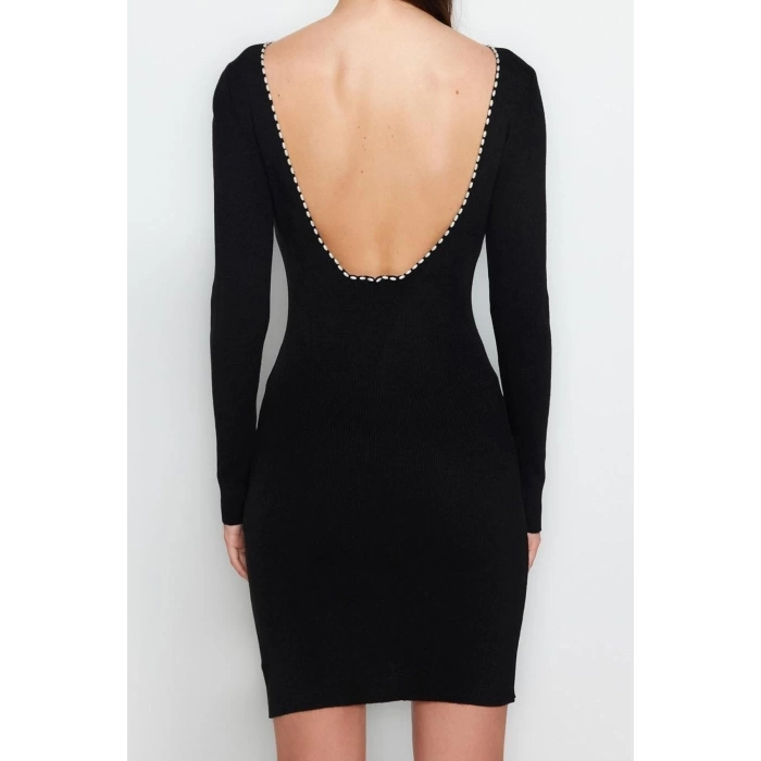 Fashion Style Slim Crew Neck Mini Length Knitwear Back Pearl Detail Dress