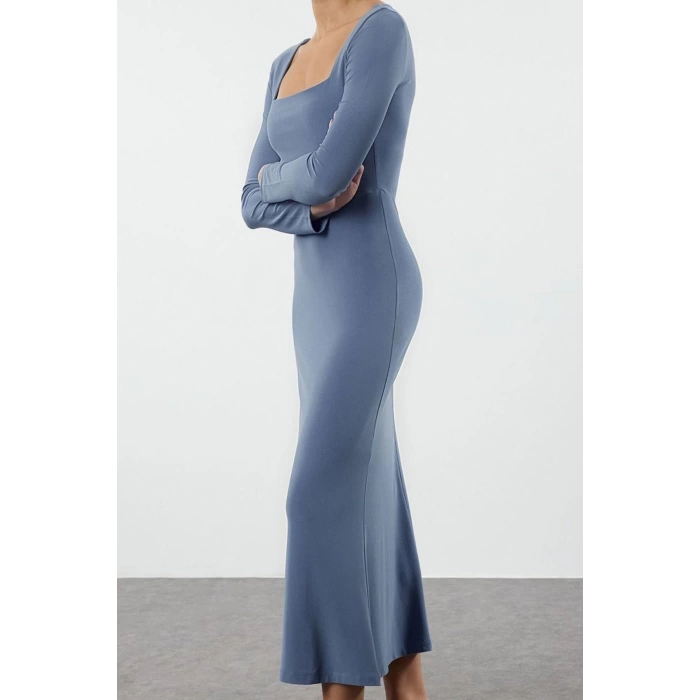 Moda Stil Slim Kare Yaka Maxi Boy Volanlı Fitted Vücuda Oturan Esnek Örme Elbise