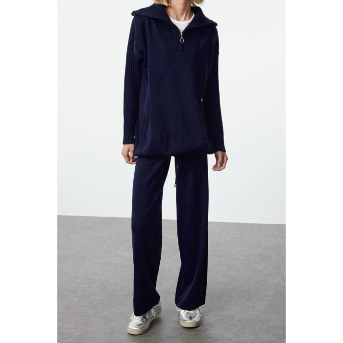 Style Women Modern Fashion Normal Waist Straight Leg Stand Collar Zippered Stand Collar Knitwear Top-Bottom Set